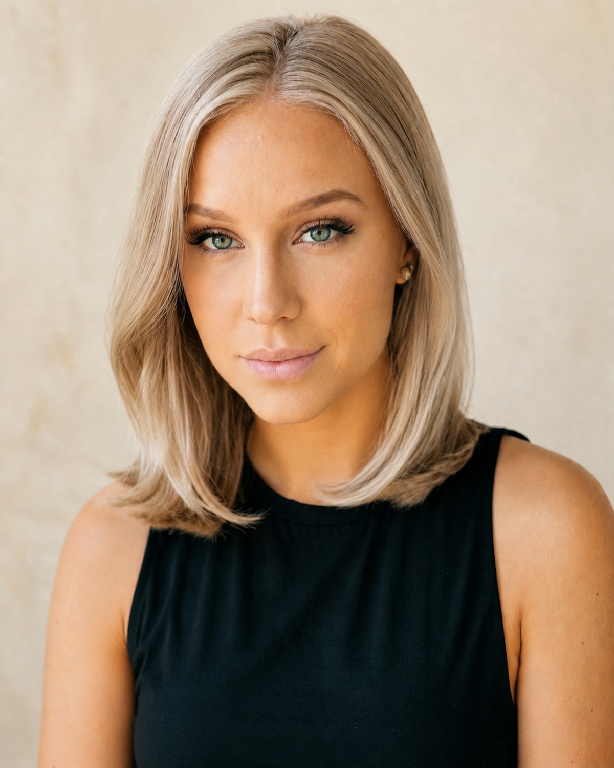 Portrait of Alex, founder of Verielle Digital